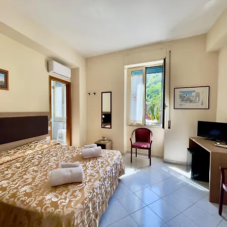 Desio 3* Castellammare di Stabia